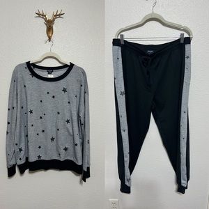 Splendid NWT two-piece Lounge /  PJ Set Star Print XL